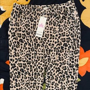 COOL LEOPARD StudioLUXE by KENSIE Sweatpants / Joggers NWOT
